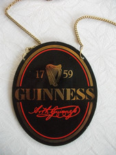 Guinness Bier Werbung, Metallschild, oval 11 cm, mit Kettenanhänger
