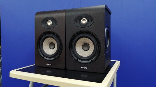 Focal shape powered studio - focal,