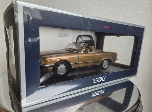 Mercedes benz 300 - 1:18,