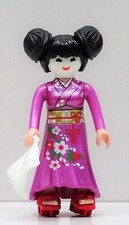 SCHÖNE GEISHA KIMONO A WEISS