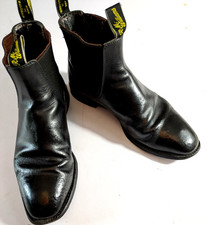 R M Williams schwarze