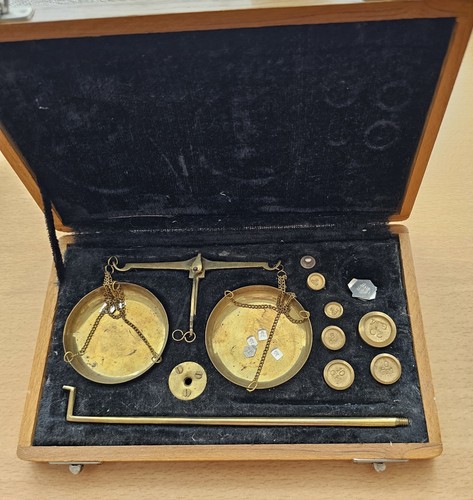 Goldwaage kleine antike - kleine,