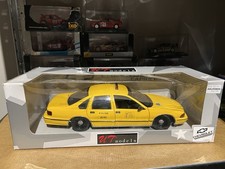 Ut Models 1:18 Chevrolet