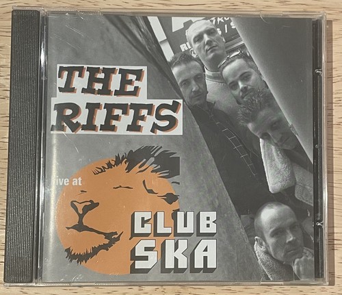 The riffs live - -, club