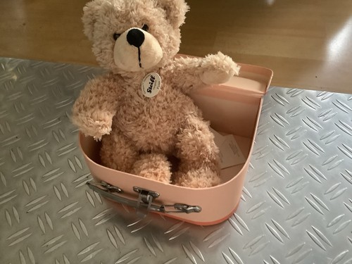 Steiff bär fynn mit koffer - steiff,