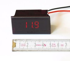 Voltmeter 12V / 24V (8 - 30V)
