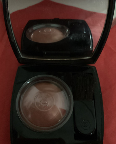 Chanel joues contraste single - chanel,
