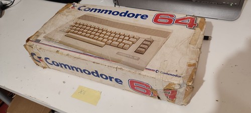 Commodore c64 boxed no - 64,