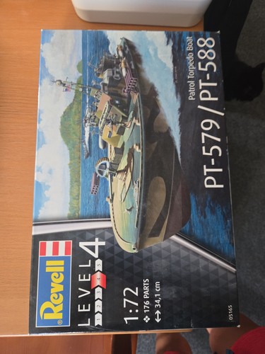 Revell patrol torpedo boat - revell,