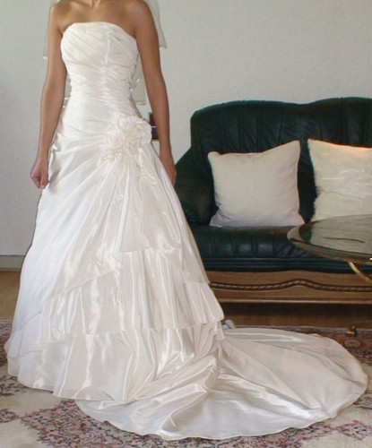 Brautkleid von demetrios 36 - von,