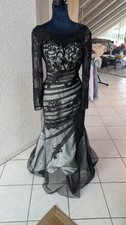 Elegantes schwarzes abendkleid - schwarzes,