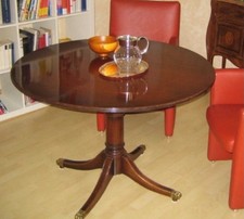 Esstisch Mahagoni Höhenverstellbar (!) mit Messingschuhen 108cm England 20.Jh