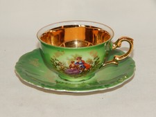 Mokkatasse Galante Szenen Innenvergoldung Marke: Krone mit PP Bavaria