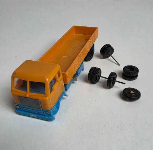 Espewe volvo f88 lkw pritsche - espewe,