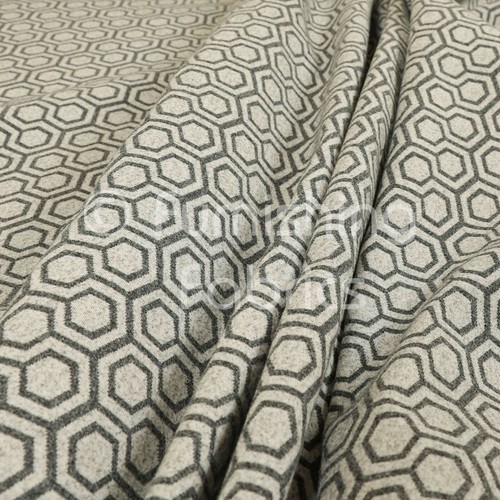 Feuerbehandelter geometrischer