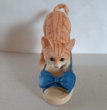 ?Katzenfigur von Country Artists Kitten Heels "Wendy" Kätzchen im High Heel?