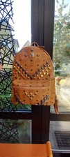 MCM Retro M  Studs Stark