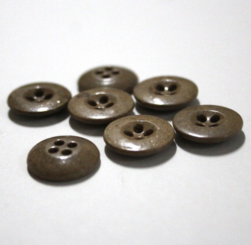 Braune knöpfe 5 mm - 7,