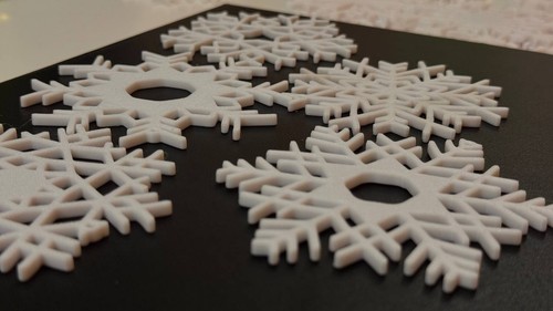 Weiße schneeflocken deko - schneeflocken,