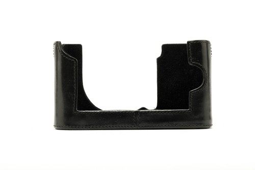Leica half case black - q,