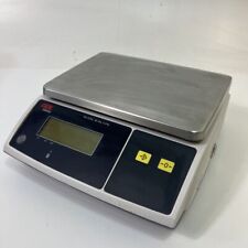 ADE GW400 Kompaktwaage Waage E= 1/2g Edelstahlwaage 3kg max. 6kg Portionswaage