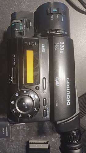 Grundig hi8 camcorder - hi8, 875