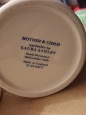 LAURA ASHLEY MUTTER & KIND