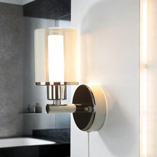 Kleine Wandleuchte mit