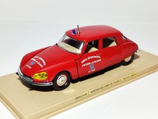 Citroen DS 21 Feuerwehr Eligor
