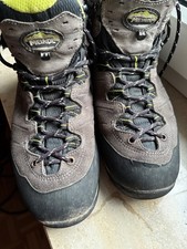 Herren Wanderschuh grau Meindl