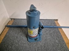 Mercedes-Benz Sprinter W906 Wagenheber A9065800018