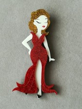 Elegante Dame Im Abendkleid Brosche Acryl Retro Mode 50er 60er Style Lady Kleid