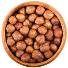 Haselnüsse mit Haut ohne