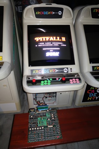 Pitfall lost caverns 1985 - pitfall,