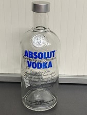 Absolut Vodka leere Flasche
