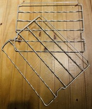  2 neue Flaschenablagen von