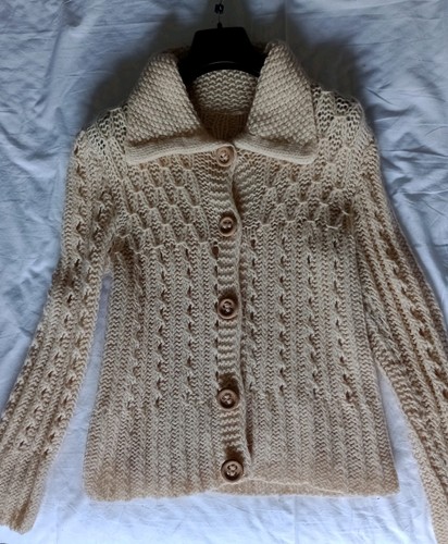 Winter strickjacke aus reiner - aus,