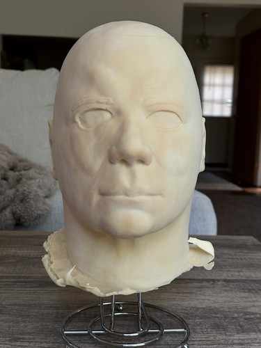 Michael myers distorted 81 - myers, h2
