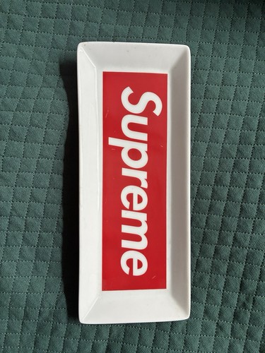 Supreme box logo ash tray - box,