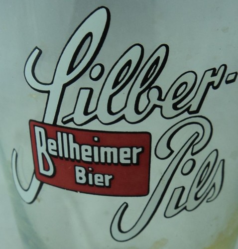 Altes bierglas aus sammlung - altes,