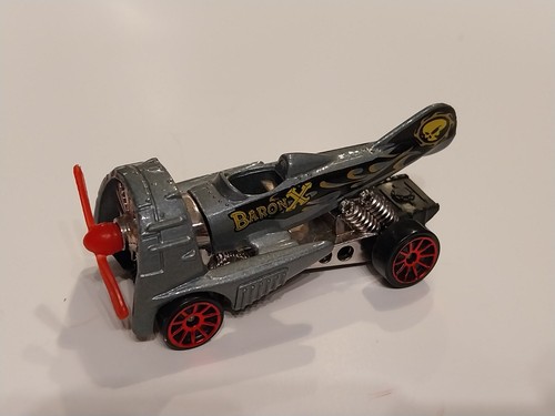 Hot wheels dog fighter - ,