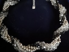 Swarovski original Collier, Perlen in schwarz, beige, metallic erdfarben