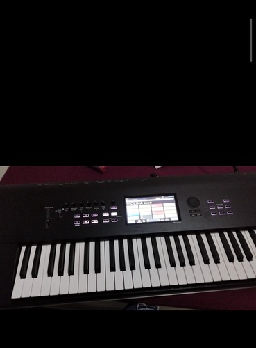 Korg nautilus tasten - 61,