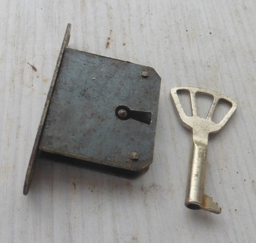 Altes ddr schloss 1 - schloss,