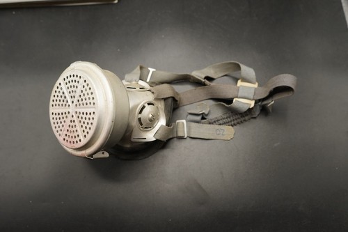 Ddr atemschutz gasmaske armee - ddr,