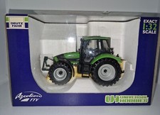 Universal Hobbies  Deutz Fahr Agrotron TTV 1160 mit Fronthydraulik in  1:32. 