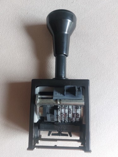 Automatischer nummernstempel - automatischer,