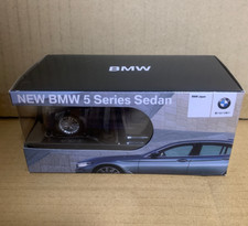 BMW Neu 5er Limousine Blau