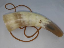 Wikinger Horn Ochsenhorn Tute Tröte aus Trinkhorn gefertigt mit Lederband