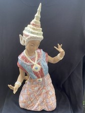 LLADRO Thailändische